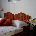 Bed & Breakfast Myosotis Pisa